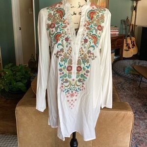 Solitaire Cotton Embroidered Tunic